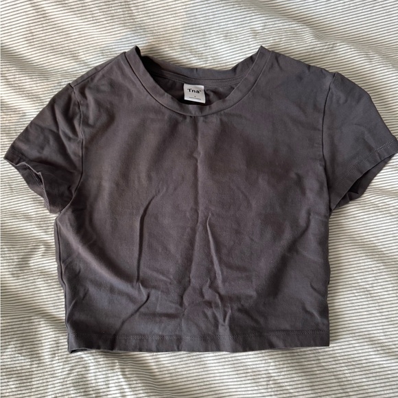 Aritzia TNA cropped ortiz t shirt - Picture 2 of 3